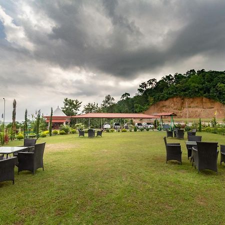La Vue Resort Kaziranga Exterior photo