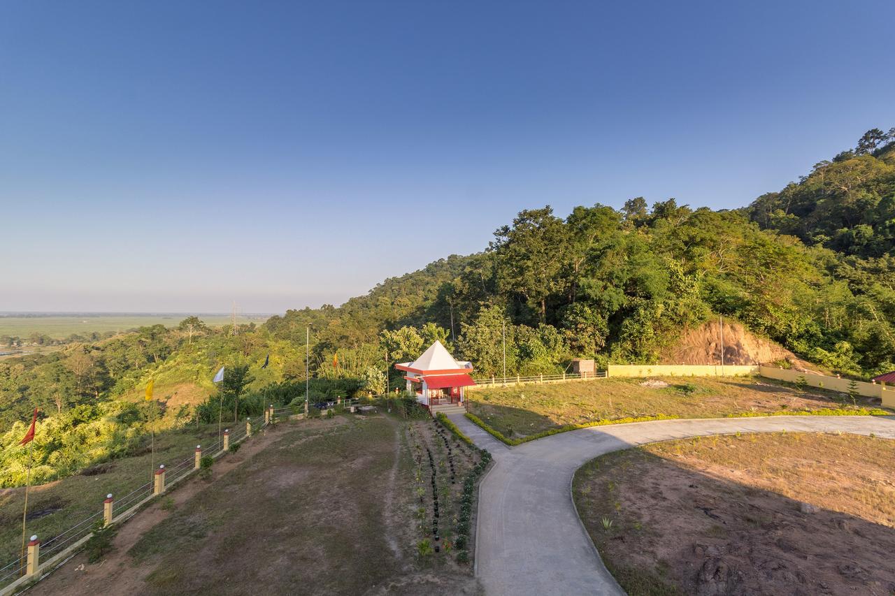 La Vue Resort Kaziranga Exterior photo